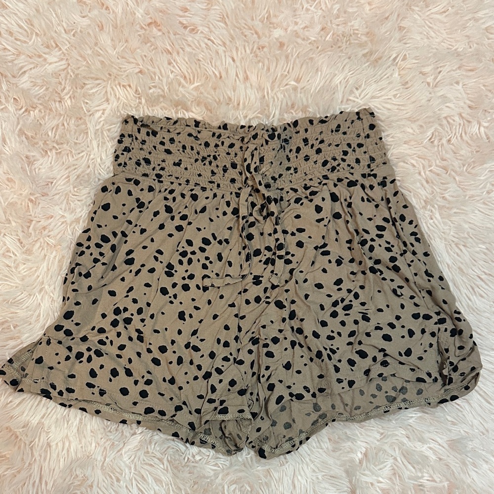 Abercrombie & Fitch High Waist Tan and Black Shorts